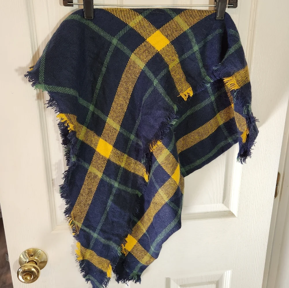 Accessory Depot Navy Green & Yellow Plaid Fringed Shawl One Size